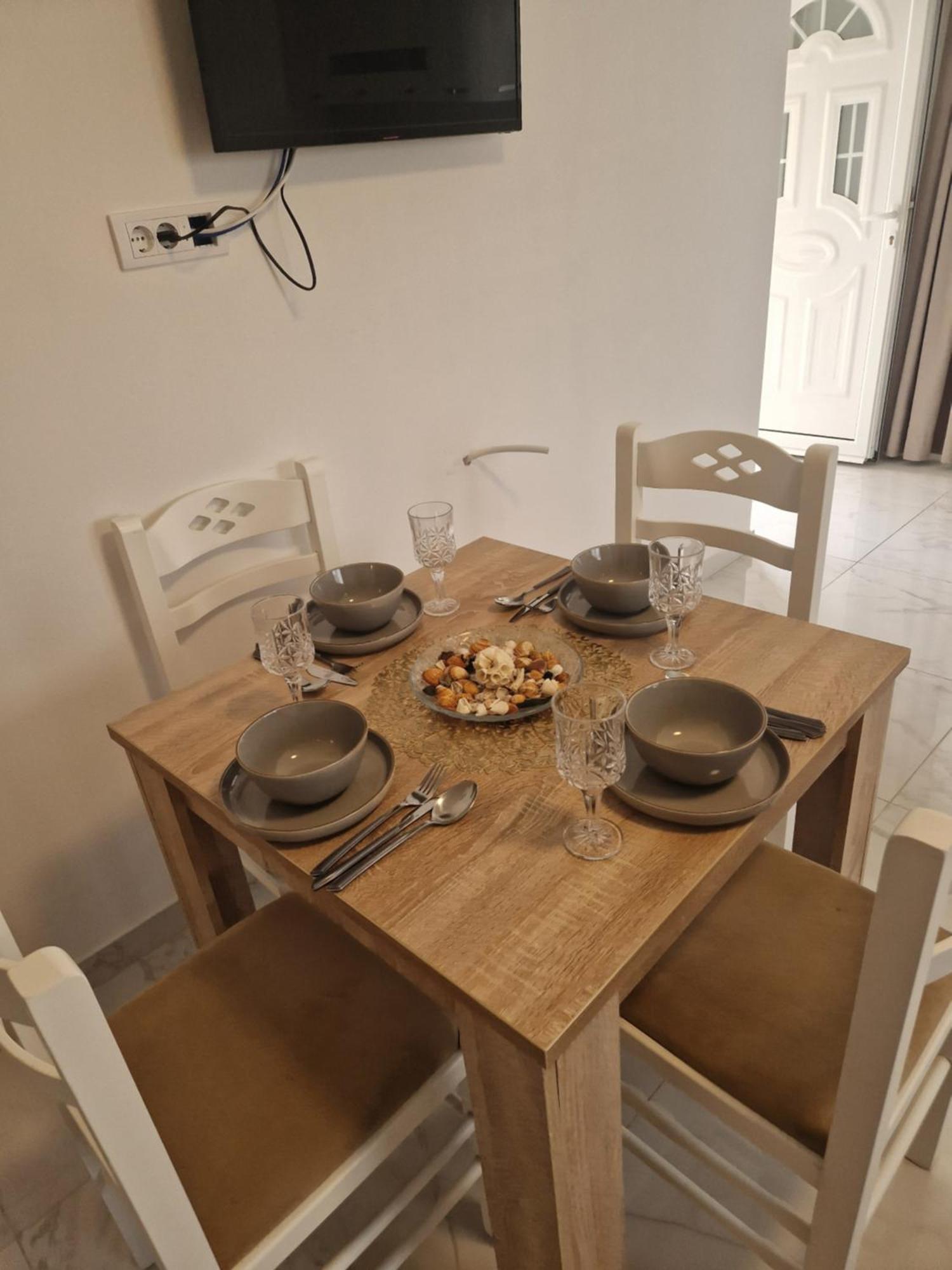 Ivana Apartments Улцинь Экстерьер фото