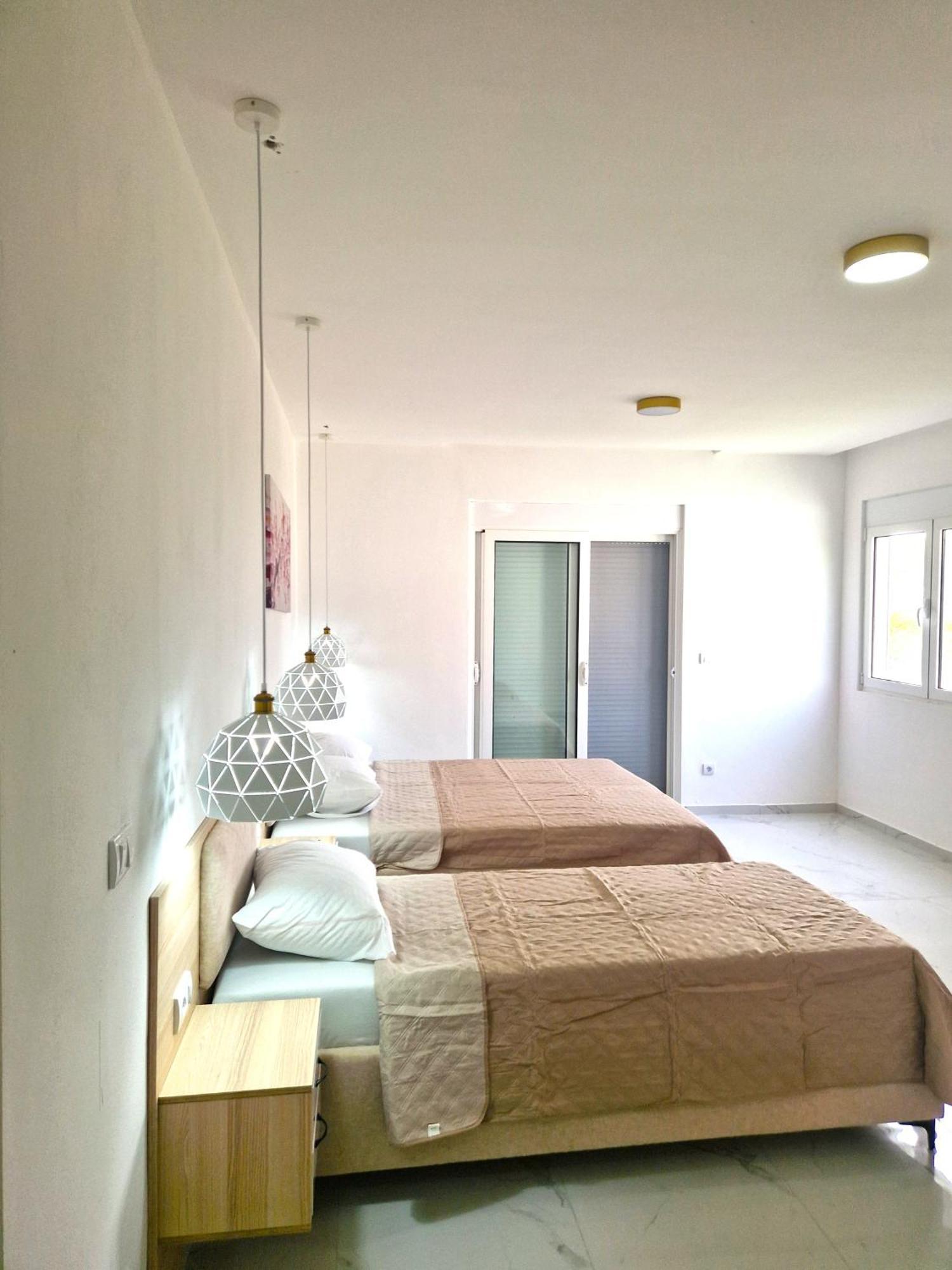 Ivana Apartments Улцинь Экстерьер фото