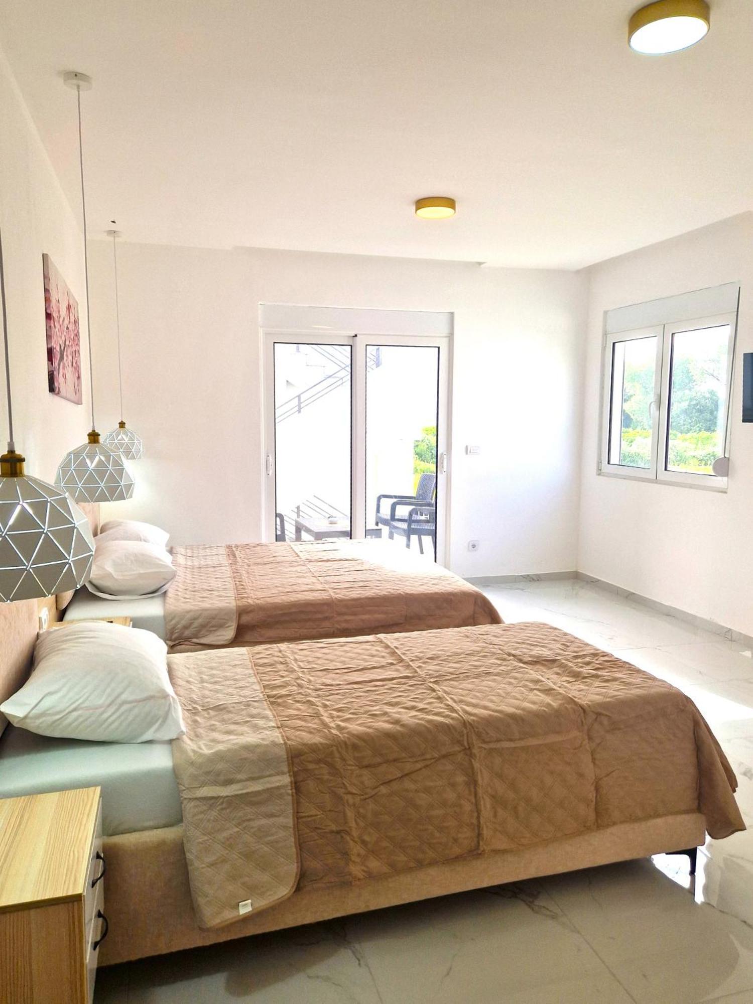 Ivana Apartments Улцинь Экстерьер фото