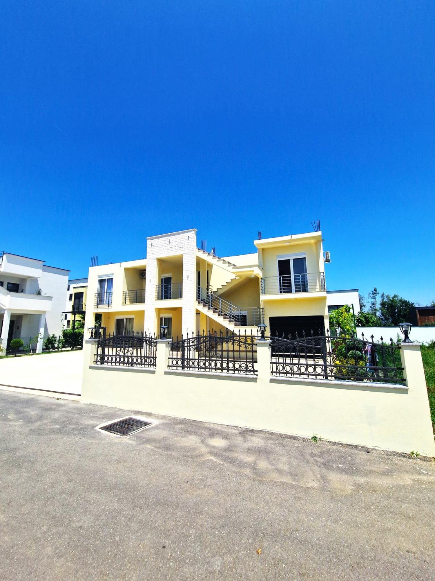 Ivana Apartments Улцинь Экстерьер фото